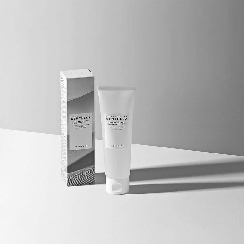 SKIN1004 Madagascar Centella Tone Brightening Cleansing Gel Foam